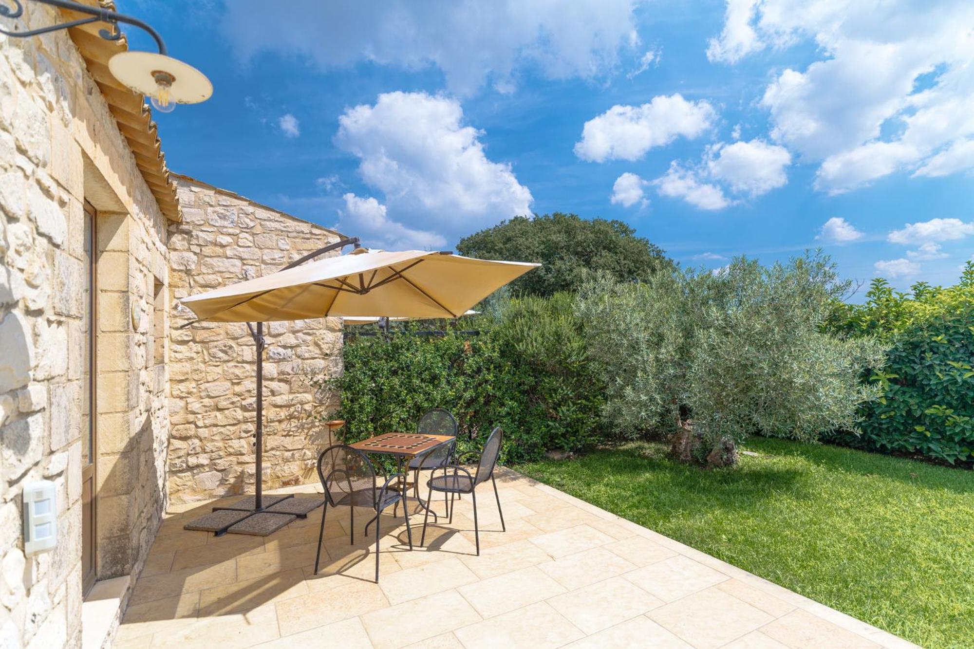 Borgo Monachella Bed and Breakfast Ραγκούσα Δωμάτιο φωτογραφία