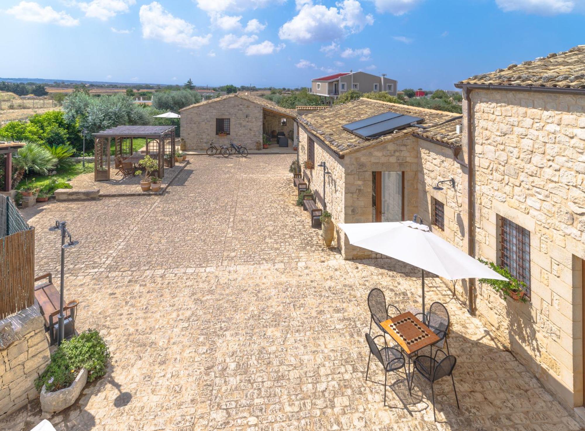 Borgo Monachella Bed and Breakfast Ραγκούσα Εξωτερικό φωτογραφία