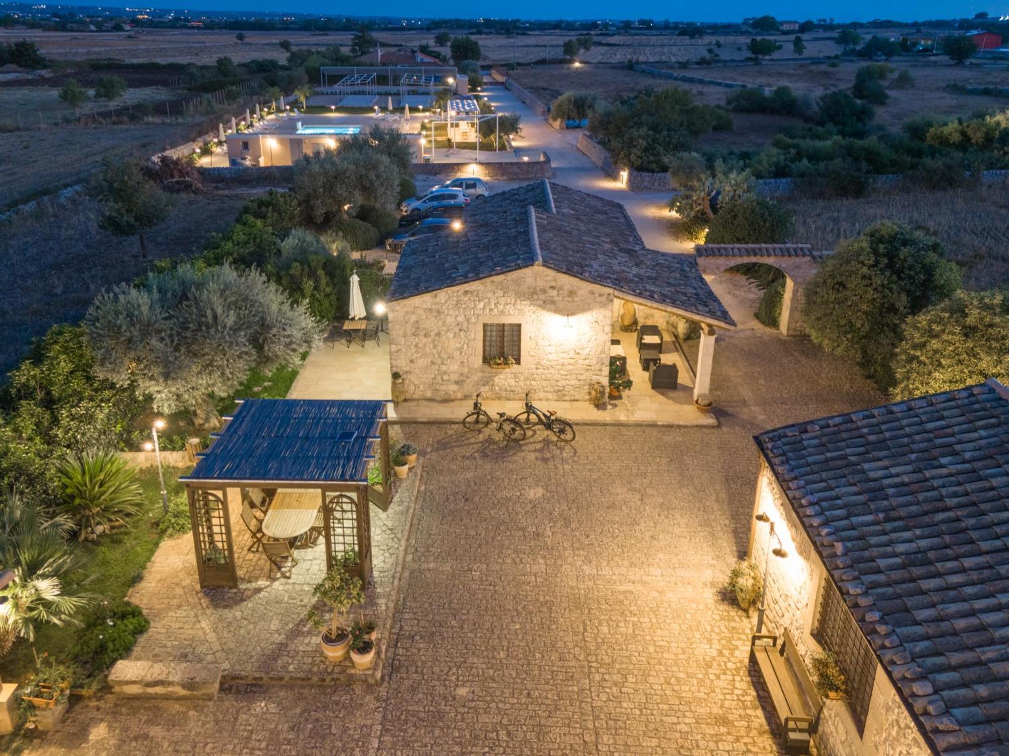 Borgo Monachella Bed and Breakfast Ραγκούσα Εξωτερικό φωτογραφία
